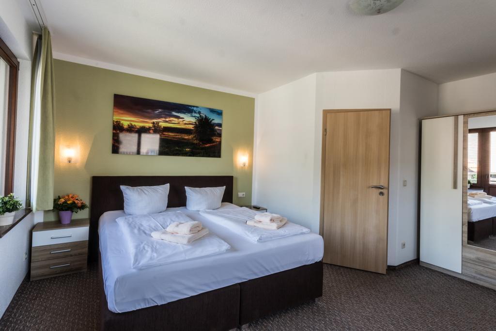 Gasthof Zum Slawen Vetschau Esterno foto