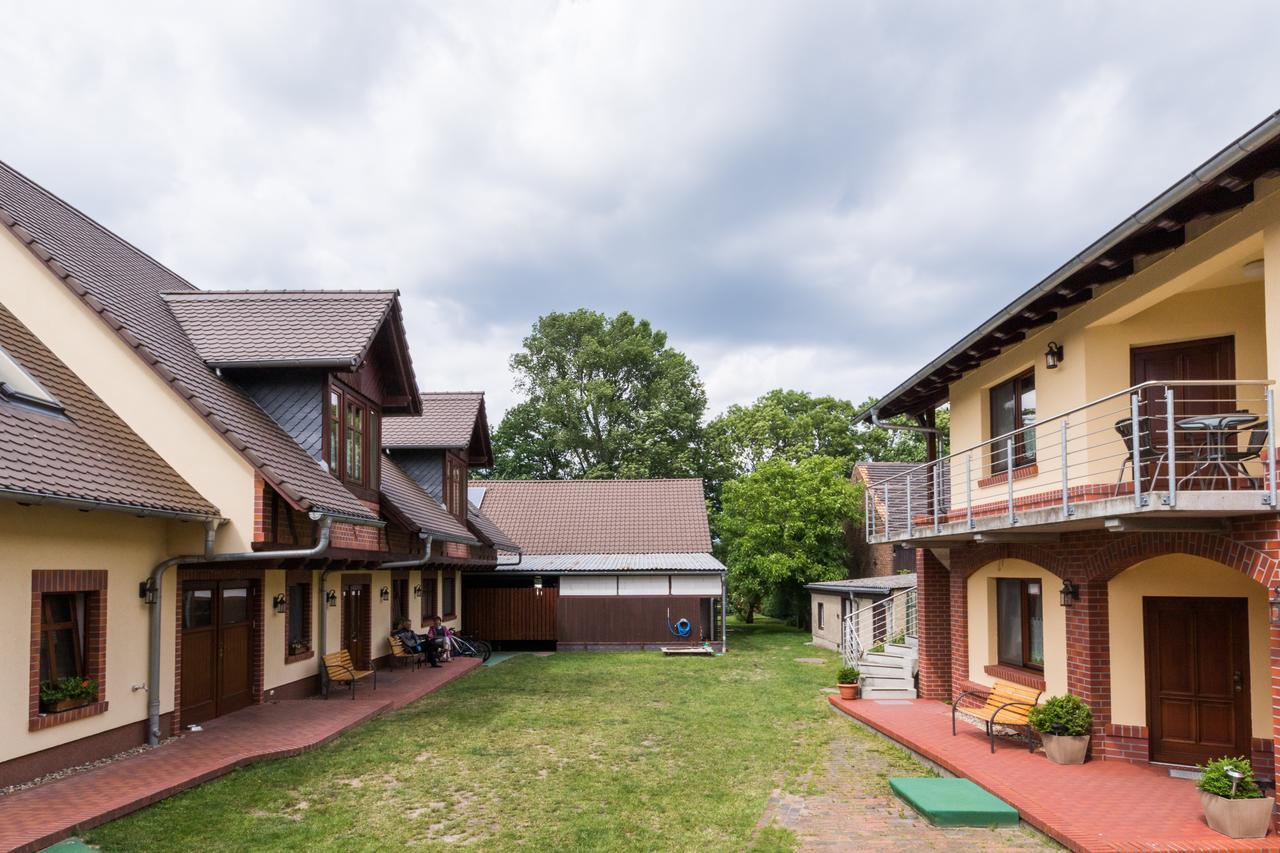 Gasthof Zum Slawen Vetschau Esterno foto