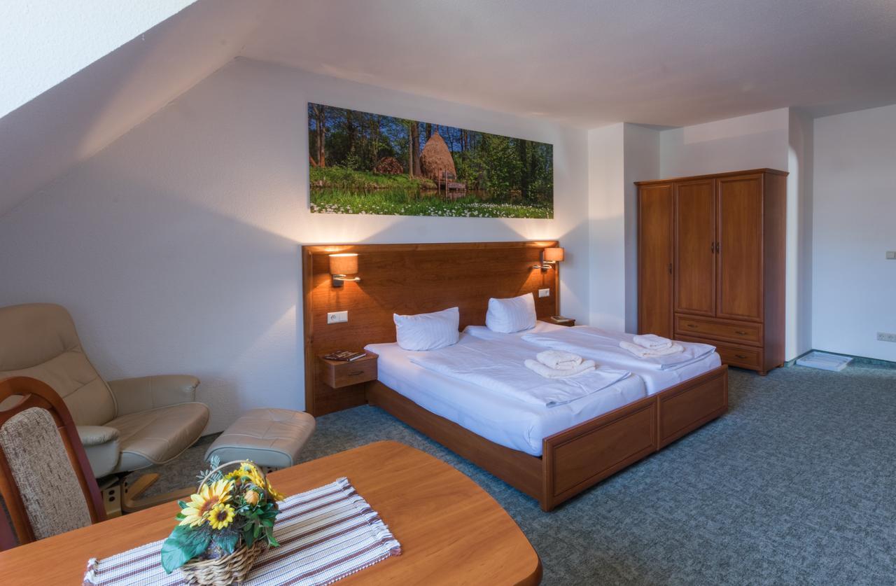 Gasthof Zum Slawen Vetschau Esterno foto